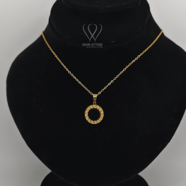 Elysian Circle Pendant Necklace
