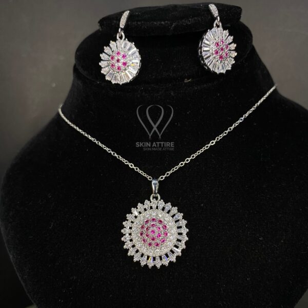 Radiant Bloom Silver Pendant Set